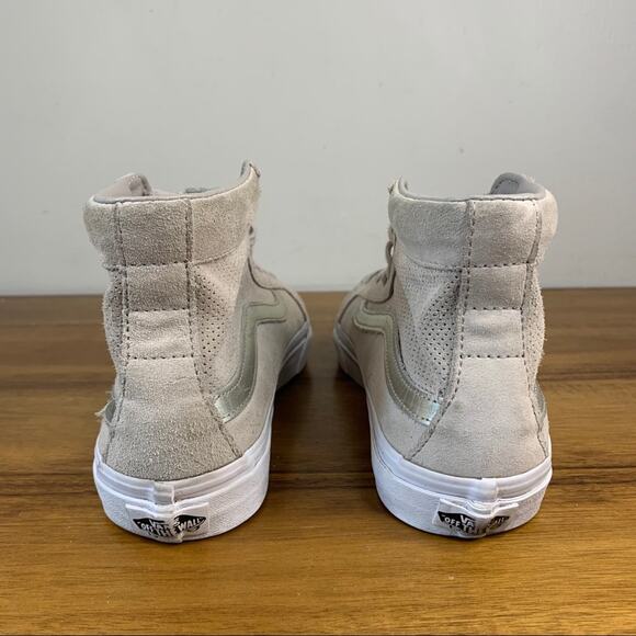 Vans Sk8-Hi Perforated Suede Unisex Sneaker - Picture 5 of 9